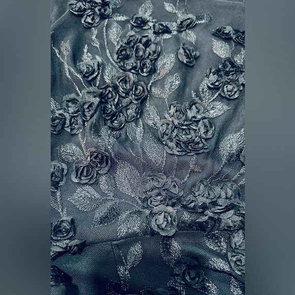 NWT AQUA Floral Embroidered Cocktail Party Dress Midi Long Sleeve Black - Picture 14 of 15